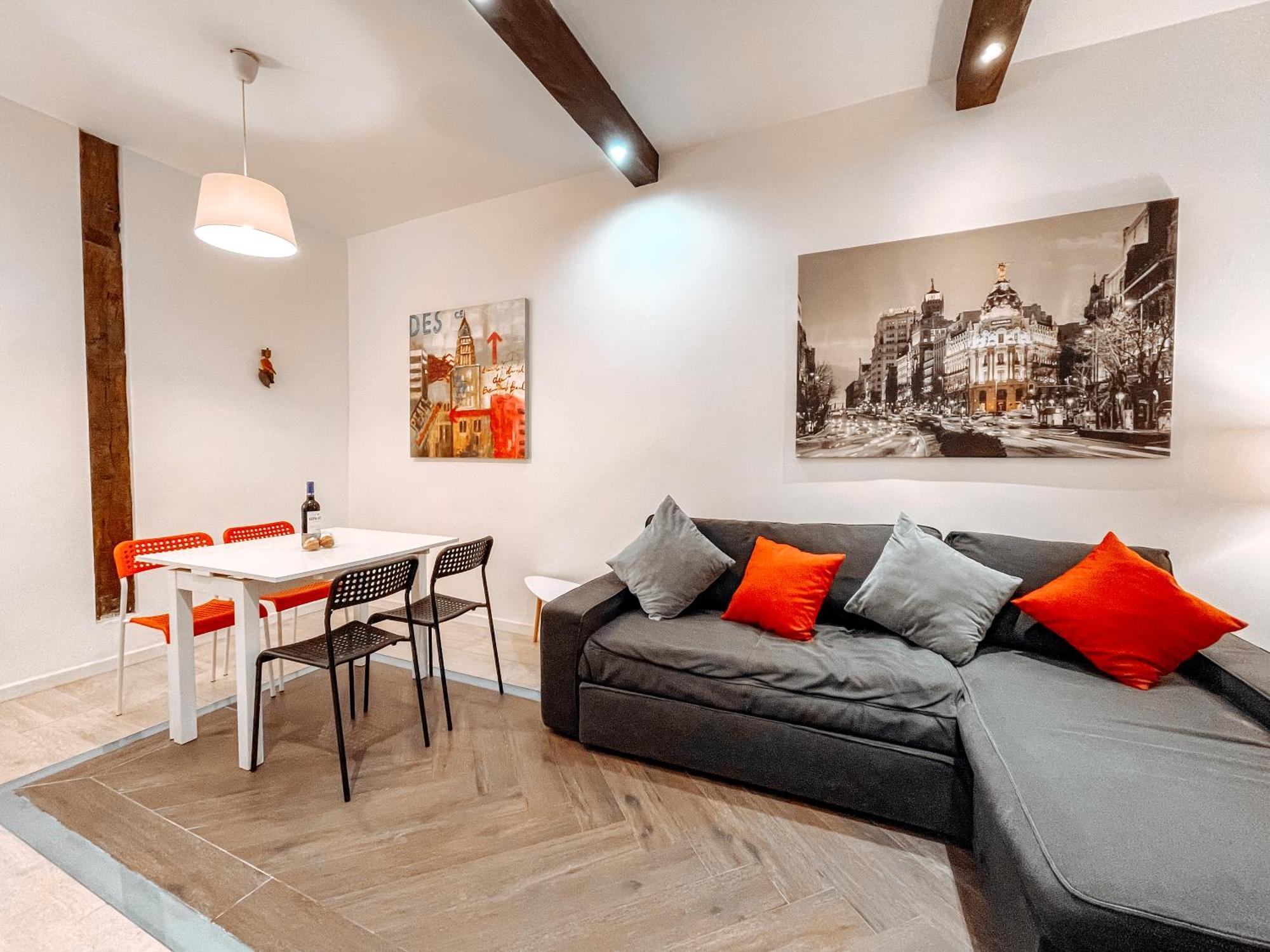 Fee4Me. Amazing Apartment In The Heart Of Lavapies มาดริด ภายนอก รูปภาพ