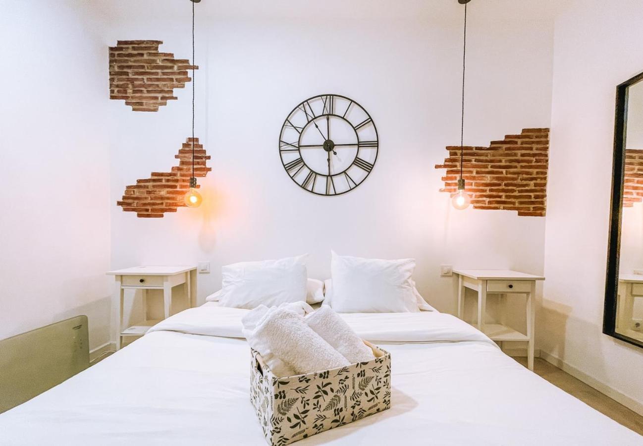 Fee4Me. Amazing Apartment In The Heart Of Lavapies มาดริด ภายนอก รูปภาพ